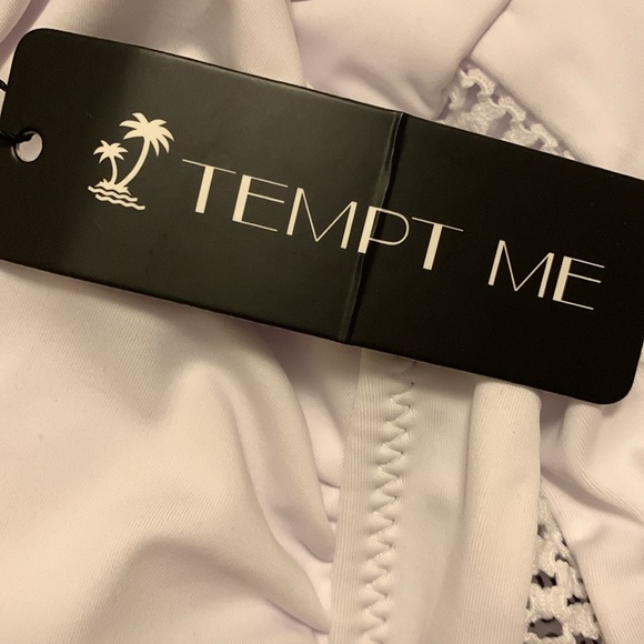 NEW White swimsuit size XL wide straps.Straps cross in back. Open weave on front - Picture 5 of 6